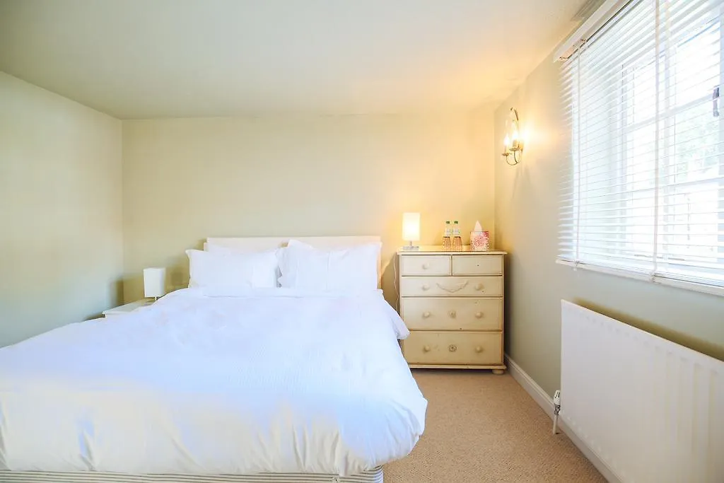 서스크 Fantinos B&B