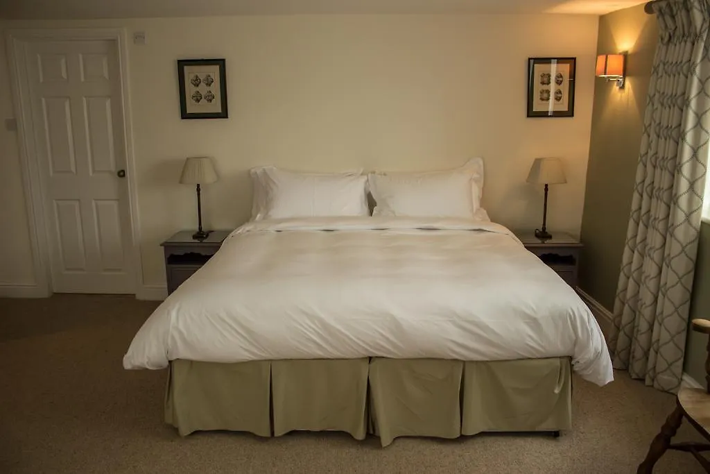 서스크 Fantinos B&B