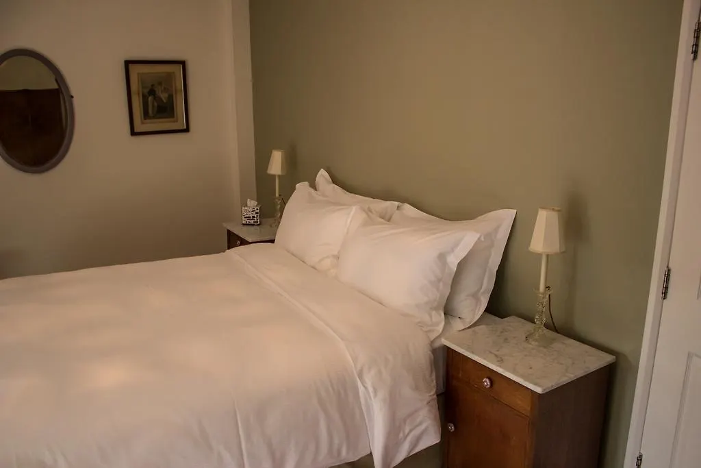 서스크 Fantinos B&B