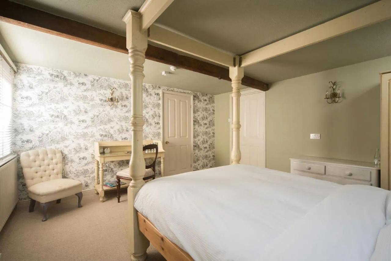 서스크 Fantinos B&B